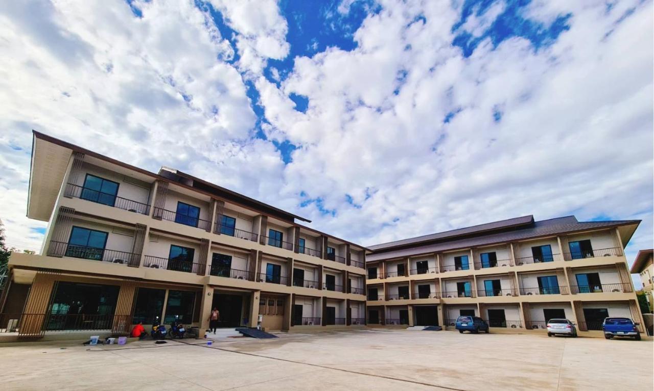 Grand Maihom Hotel Chiang Mai Exterior photo